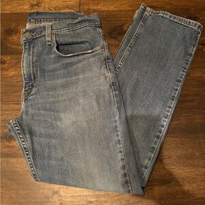 Levi’s 559 Men's Medium Wash Blue Jeans 33x30